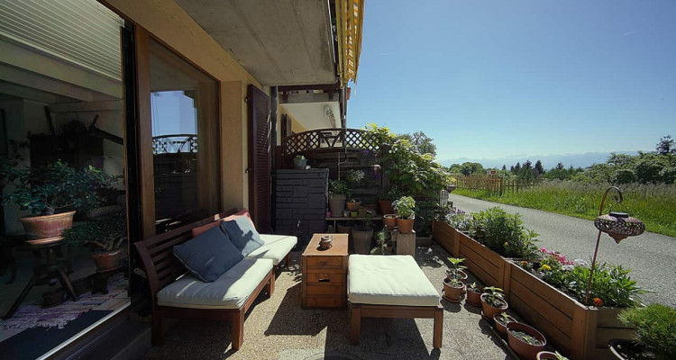 Location - Spacieuse villa contigüe au calme et avec vue  image 3