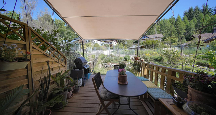 Location - Spacieuse villa contigüe au calme et avec vue  image 9