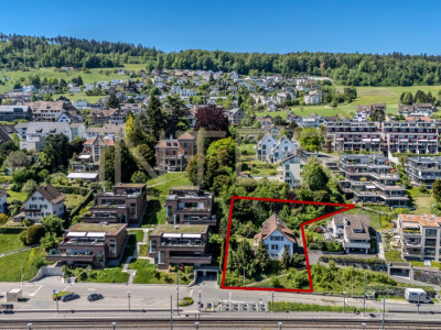 Stilvolles freistehendes 6.5-Zi-EFH mit 981 m² Grundstück, Seesicht und Entwicklungspotenzial in Oberrieden image 4