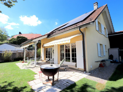 Villa individuelle de 5.5 pièces au centre du village image 5