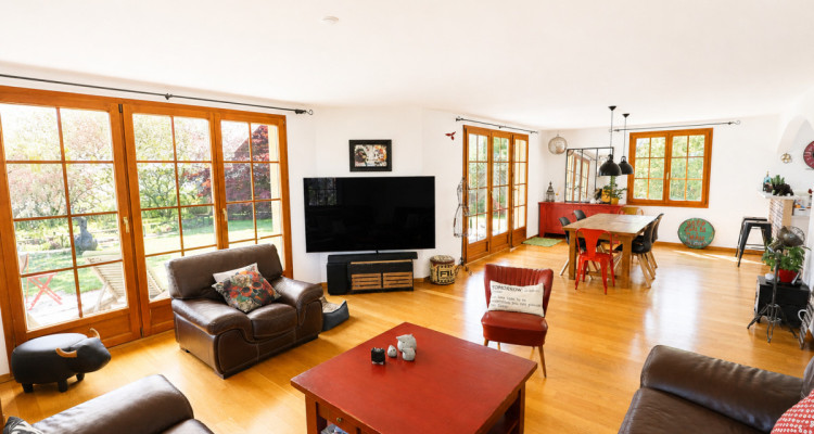 Villa individuelle de 5.5 pièces au centre du village image 6