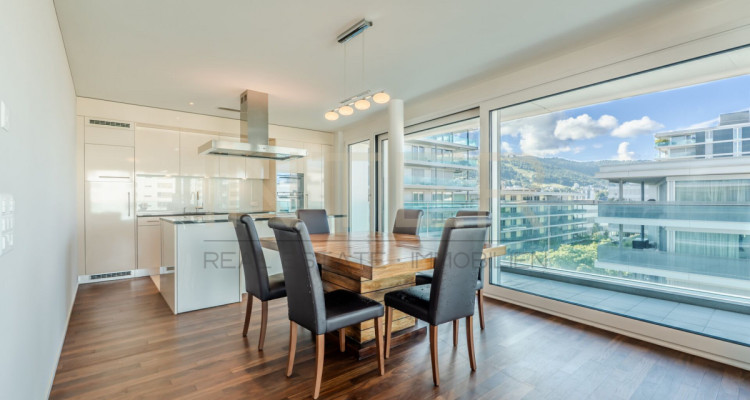 Grosszügige 5.5-Zimmerwohnung mit grossem Balkon im Feldpark Zug image 6