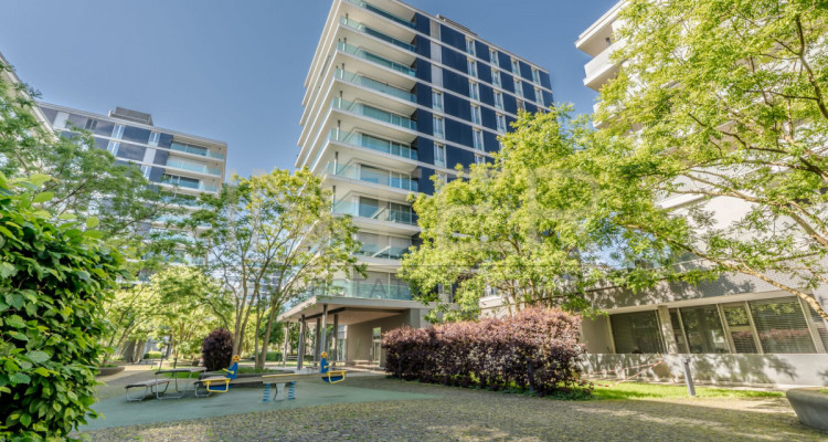 Reserviert: Grosszügige 5.5-Zimmerwohnung mit grossem Balkon im Feldpark Zug image 7