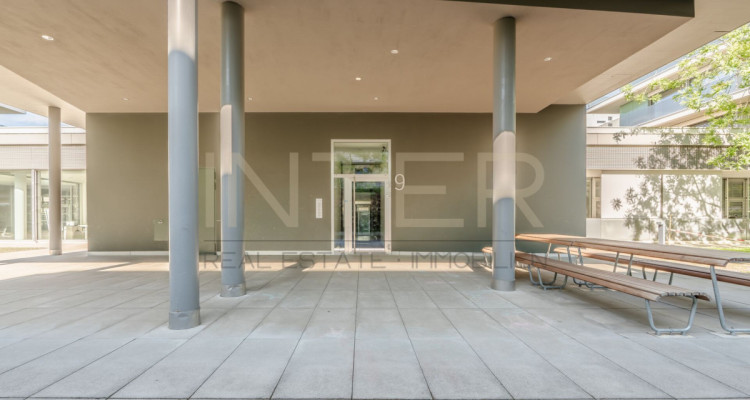 Reserviert: Grosszügige 5.5-Zimmerwohnung mit grossem Balkon im Feldpark Zug image 11