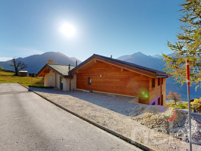 Neues Apartment mit Panoramablick, 5 Minuten von Leuk image 1