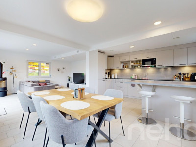 Modernes Zweifamilienhaus mit Weitsicht und hohem Komfort image 3