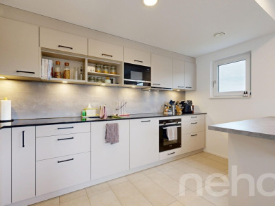 Modernes Zweifamilienhaus mit Weitsicht und hohem Komfort image 5