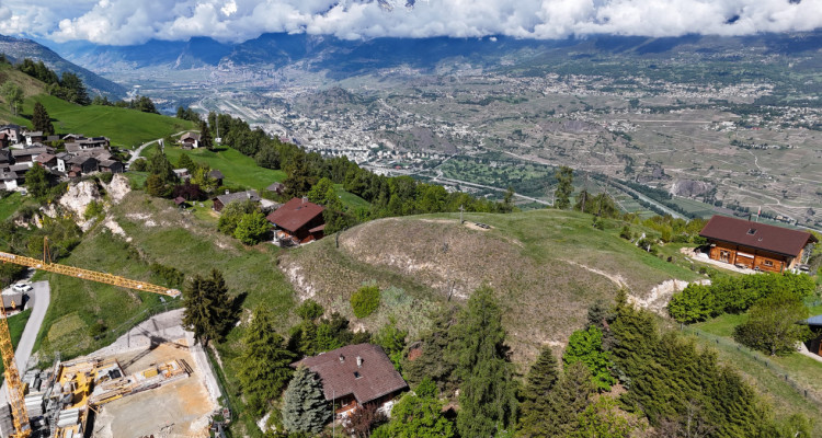 À vendre – Terrain à Nax (Pelleivro) – 1377 m² – Zone chalet image 3