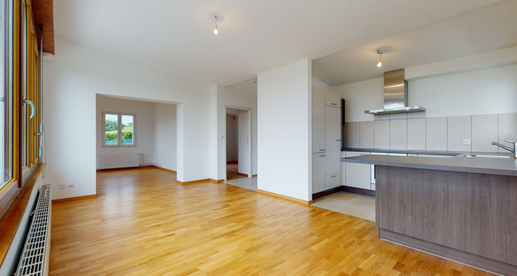 Maison individuelle avec vue imprenable sur le lac image 3