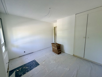 Appartement traversant en rénovation avec balcons – 3 à 4 chambres image 10