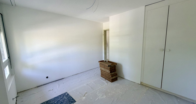 Appartement traversant en rénovation avec balcons – 3 à 4 chambres image 10