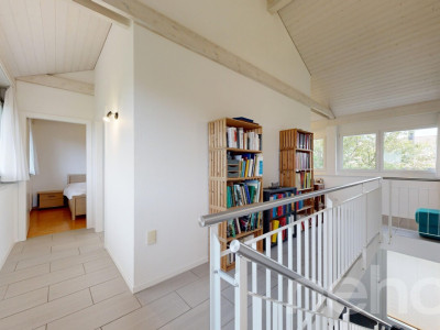 Spacieuse villa de 6,5 pièces avec jardin arborisé à Cernier image 9