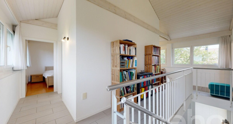 Spacieuse villa de 6,5 pièces avec jardin arborisé à Cernier image 9