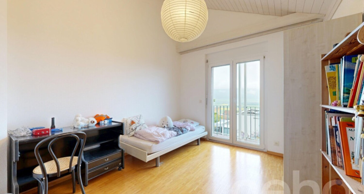 Spacieuse villa de 6,5 pièces avec jardin arborisé à Cernier image 11