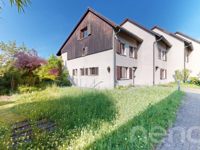 Charmantes 5.5 Zimmer-Reiheneckhaus mit ausgebautem Dachgeschoss image 1