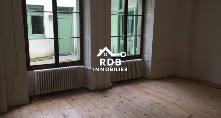 Appartement de 2,5 pièces au RDC avec parking à Chêne-Bougeries 1224  image 2