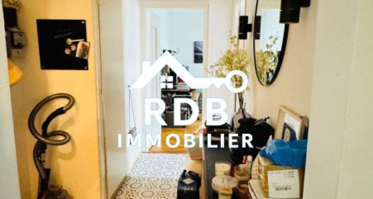 Appartement de 3 pièces au 2ème étage sans ascenseur situé à Thônex 1226  image 2