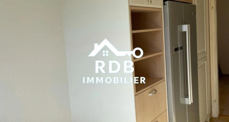 Magnifique appartement de 5.5 pièces, médian, 145m2 au 9ème et dernier étage. image 8