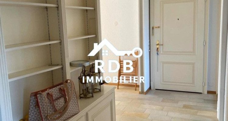 Magnifique appartement de 5.5 pièces, médian, 145m2 au 9ème et dernier étage. image 5