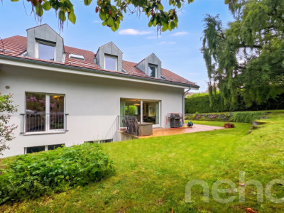 Elegant semi-detached house with large garden in Chigny image 8