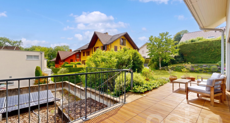 Elegant semi-detached house with large garden in Chigny image 9