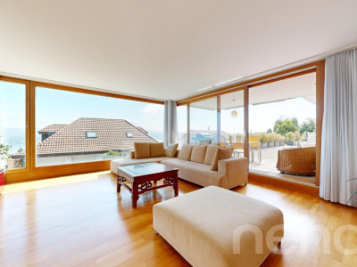 Lichtdurchflutete 5.5-Zimmer-Terrassenwohnung mit Panorama-Seesicht image 4