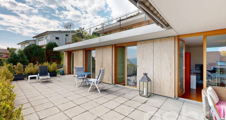 Lichtdurchflutete 5.5-Zimmer-Terrassenwohnung mit Panorama-Seesicht image 9