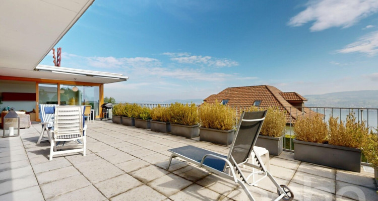Lichtdurchflutete 5.5-Zimmer-Terrassenwohnung mit Panorama-Seesicht image 10