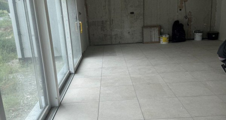 Spacieuse villa contemporaine de 4.5 pces à Saillon  image 3