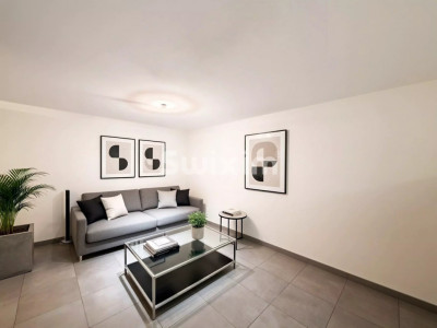 Modern HPE townhouse image 9