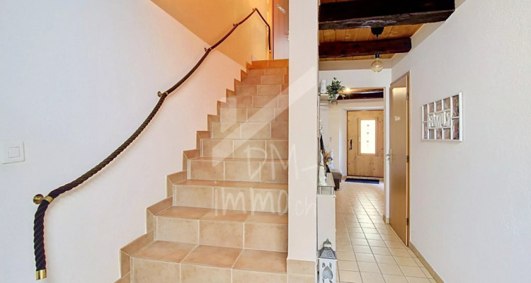 Maison de village rénovée image 9