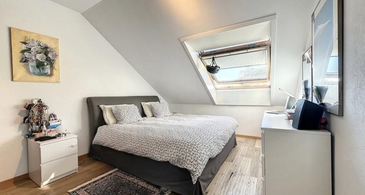 Superbe attique 4,5 pièces avec beaucoup de cachet image 3