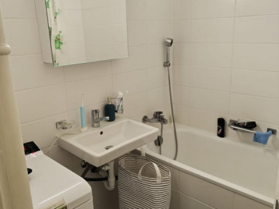 Spacieux appartement de 4 pièces – 80 m² – Les Acacias image 5
