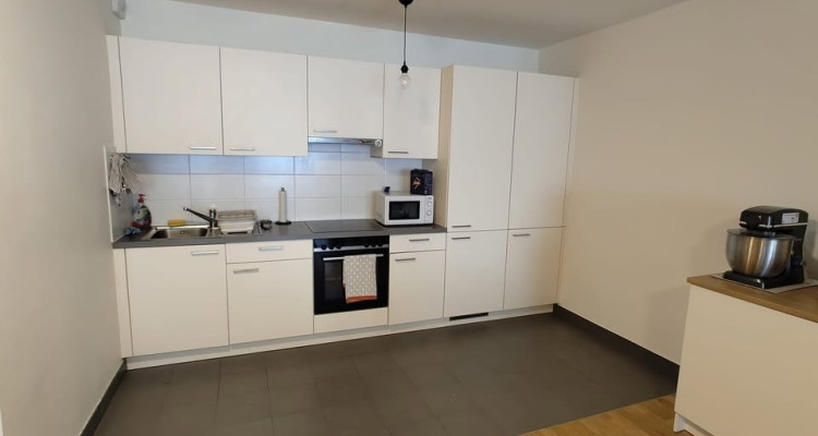 Spacieux appartement de 4 pièces – 80 m² – Les Acacias image 3