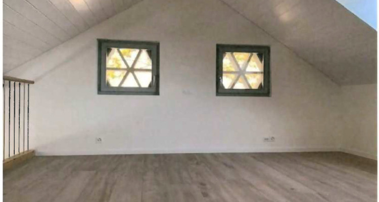 Magnifique et très atypique loft de 3.5 pièces en campagne rive gauche / Choulex image 3