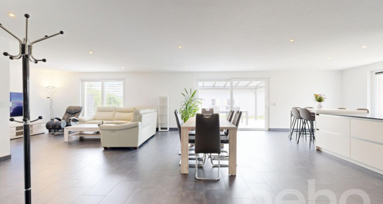 Magnifique maison familiale de 215 m² dans un cadre verdoyant à Bonfol image 3