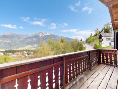 Charmantes Chalet mit Bergsicht und Ausbaupotenzial in Laax image 7
