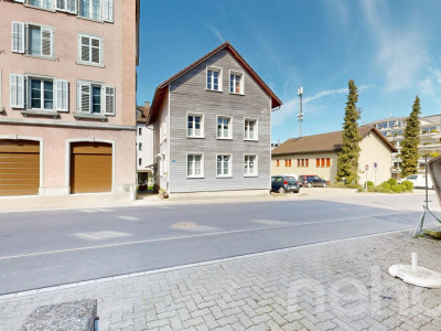 Spezielles Objekt im Zentrum image 2