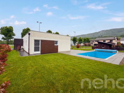 Bungalow mit Pool an ruhiger Lage im Jura image 1
