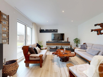 Bungalow mit Pool an ruhiger Lage im Jura image 12