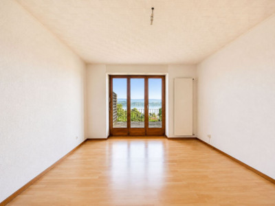 Appartement de 4.5 pièces avec terrasse, jardin privatif et vue sur le lac image 2