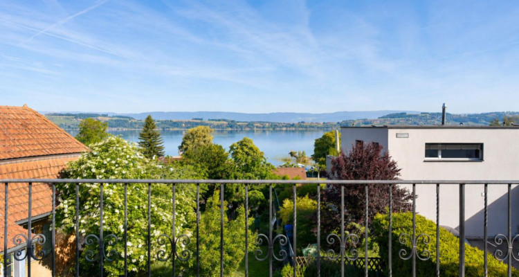 Appartement de 4.5 pièces avec terrasse, jardin privatif et vue sur le lac image 1