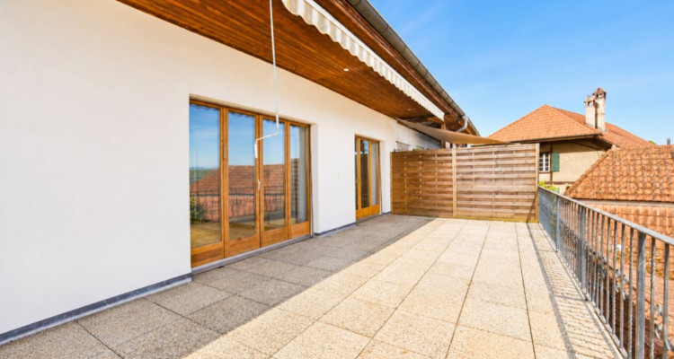 Appartement de 4.5 pièces avec terrasse, jardin privatif et vue sur le lac image 6