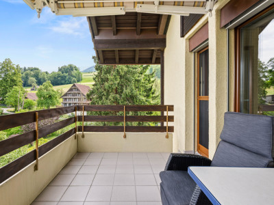Grosszügige 5.5 Zimmer Maisonettewohnung in Wilen b. Wollerau image 3