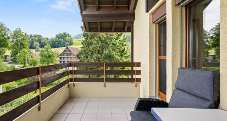 Grosszügige 5.5 Zimmer Maisonettewohnung in Wilen b. Wollerau image 3