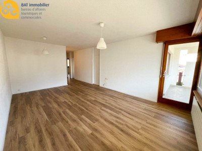 Appartement 4.5 pièces rénové à Veyras image 1