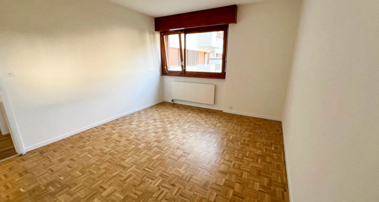 Appartement 4.5 pièces rénové à Veyras image 5