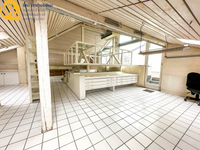 Sierre - bureau loft aux combles avec ample terrasse - Gobet image 1