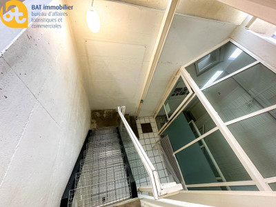 Sierre - bureau loft aux combles avec ample terrasse - Gobet image 9
