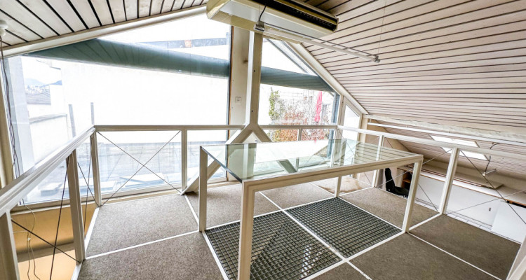 Sierre - bureau loft aux combles avec ample terrasse - Gobet image 7